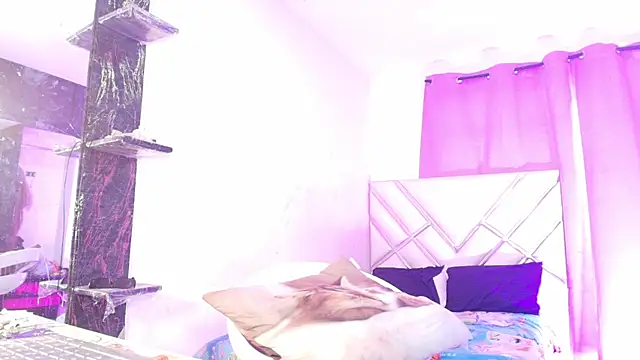 Chat +18 de karol_smitt ao vivo