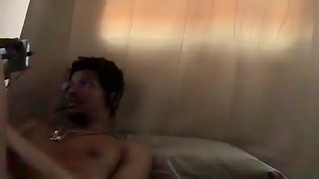 HoleBreeder Live XXX-Chat