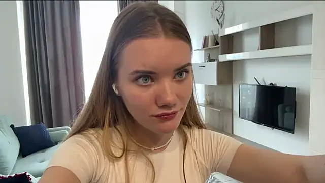 XXX chat uživo modela doana_bebriti