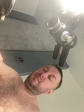 DorianJeday Show Webcam