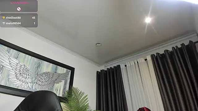 VictoriaPaker XXX чат на живо