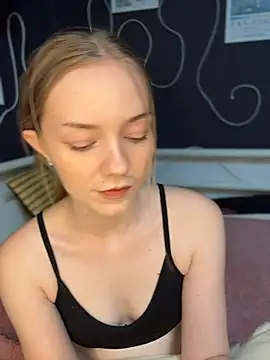 Živý XXX chat MilaMoone
