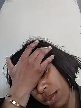 ClitorisBoobs 现场XXX聊天