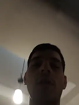 Онлайн чат XXX boy_max_latin