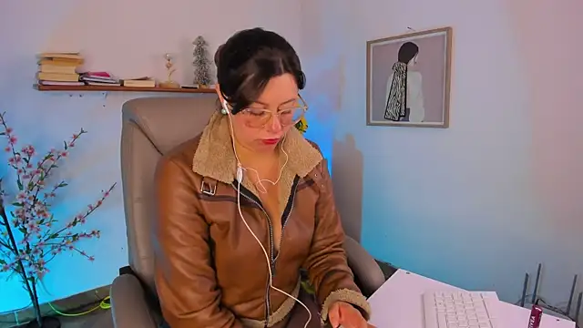Chanelll_Taylorr_ Chat XXX in diretta