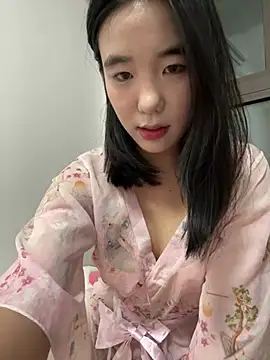 lucy2027 网络视讯表演