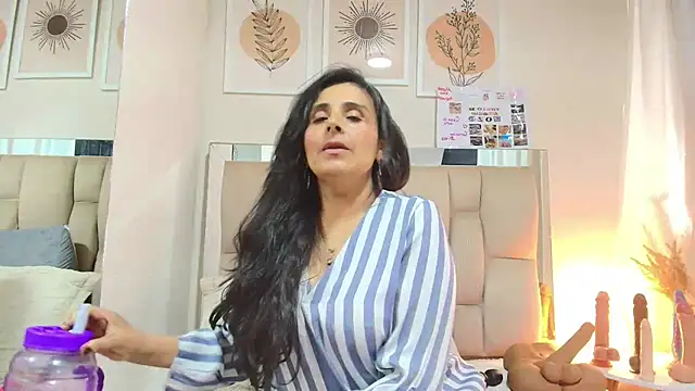 Živý XXX chat _Marcela__