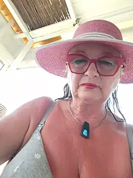 Hot-Mucin Live XXX chat