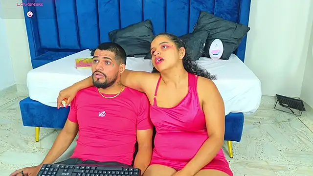CURVYANDKING_CR's Live XXX Chat