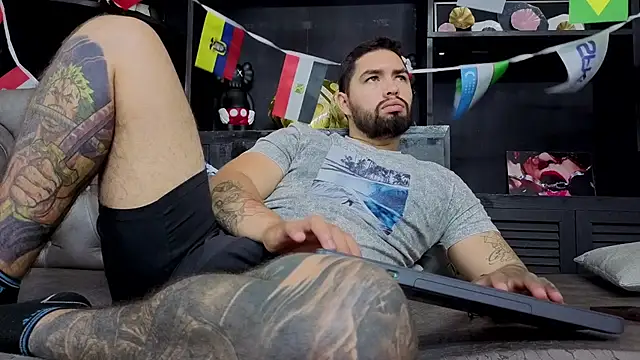 Czat XXX na żywo – matteosantos