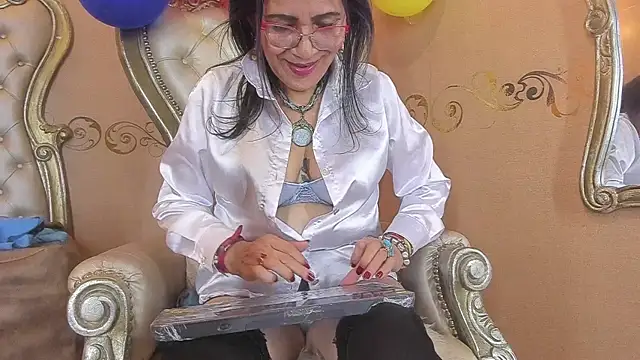 צ'אט XXX בשידור חי של Celeste_Baker_