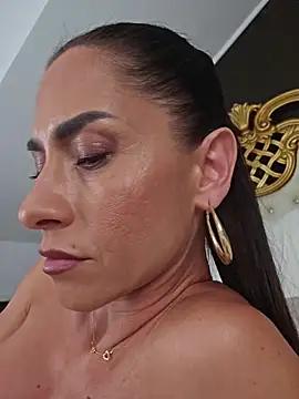 SensyTV live XXX chat