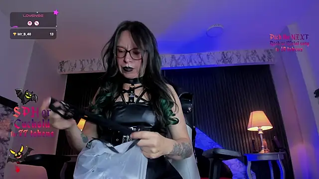 EvangelineJoness' Live XXX Chat