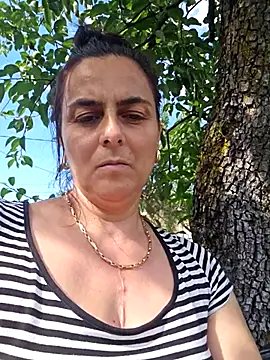 Chat +18 de IsabelleCraft ao vivo