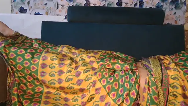 Chat XXX en directo de Real_Naira
