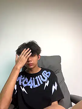 -OvO-n Live XXX chat