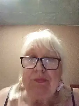 Alexia64231: απευθείας συνομιλία ΧΧΧ