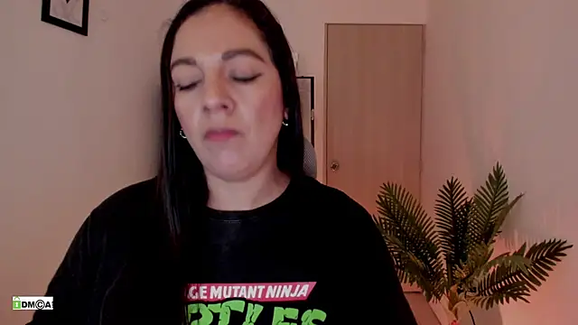 Chatroom XXX en direct de urcute_kitten