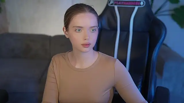 XXX chat uživo modela Cassy-Celestial_