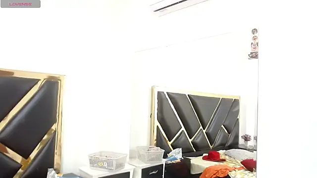 NoahJhonson69: απευθείας συνομιλία ΧΧΧ