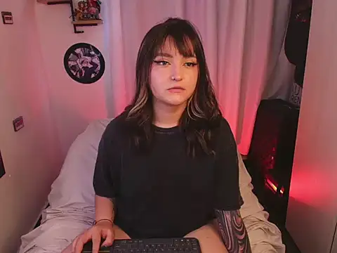 sara_cuteeyes Adlı Modelin Canlı XXX Sohbeti