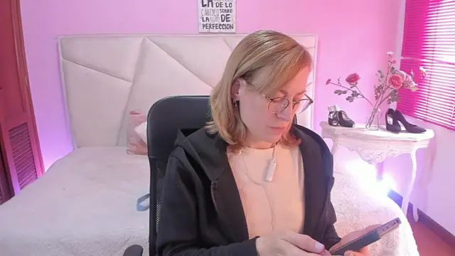 SammySanders XXX чат на живо