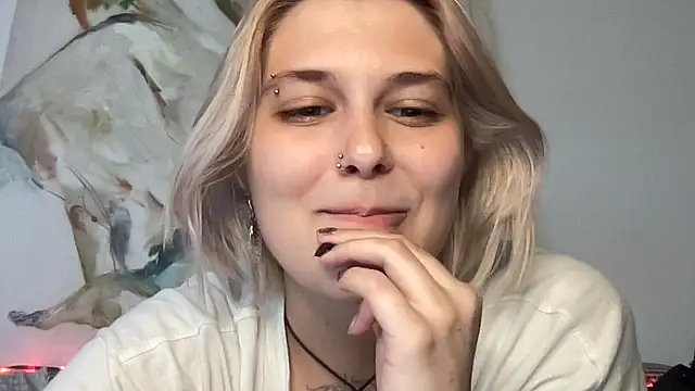 Ella_Bloom élő XXX-chatje