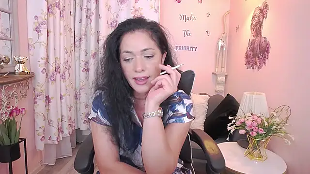 MyLovOne live XXX chat