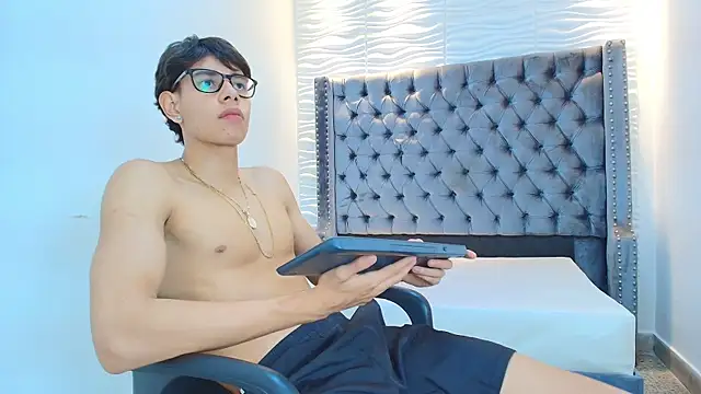 Chatroom XXX en direct de Lenny_knox2