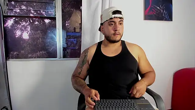 Chat XXX ao vivo de Magnus_Cael