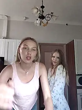 Chat +18 de caressyourself ao vivo
