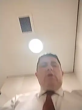 Živý XXX chat BigCristh79