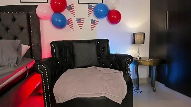 Saraakushh's Live XXX Chat