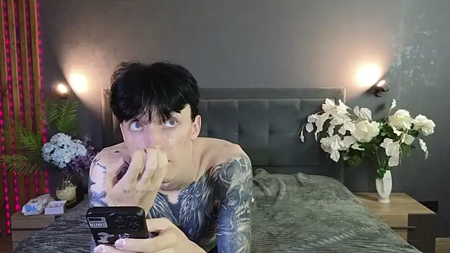 XXX chat uživo modela Martin_Jin