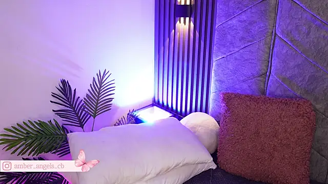 amberthangelss' Live XXX Chat
