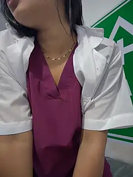 Chatroom XXX en direct de Kinky_DoctorX
