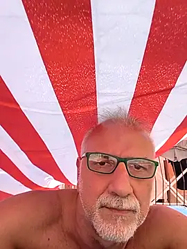 Sessoinomane live XXX chat