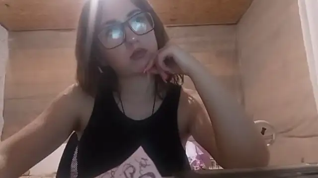 Czat XXX na żywo – OliviaMoment