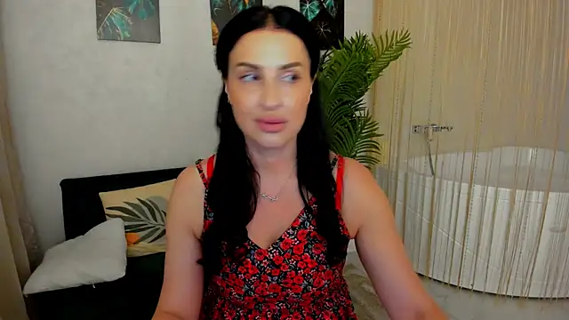 HoneyBlossome's Live XXX Chat