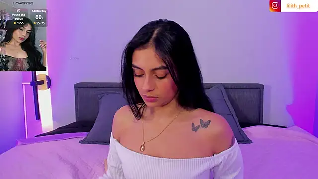 Chat +18 de lilith_petit_ ao vivo