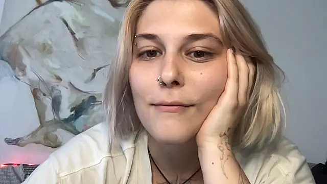 Chat +18 de Ella_Bloom ao vivo