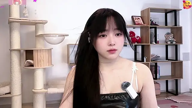 SakuraCat6's Live XXX Chat