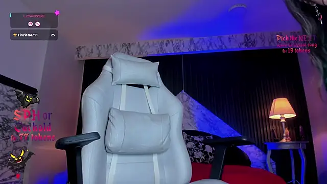 EvangelineJoness' Live XXX Chat