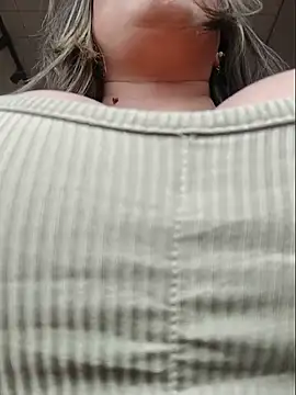 Chat +18 de cataleyamyst ao vivo