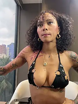 Chat +18 de LizStorm_ ao vivo