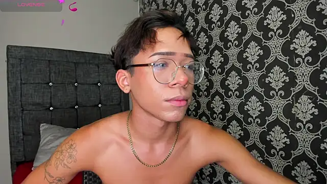 Chatroom XXX en direct de Brown_Skin19