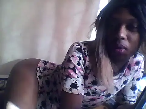 Chatroom XXX en direct de Blackhornybitc