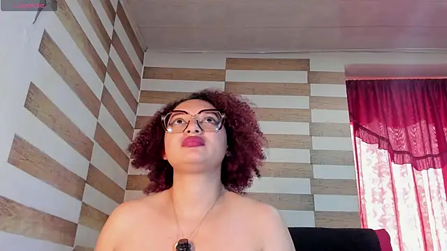 Chatroom XXX en direct de MissVioleta1