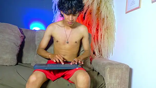 Chat XXX en directo de dhante_nova