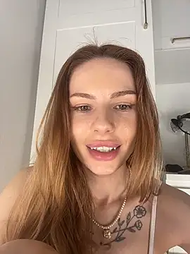 Ms_Luna_: απευθείας συνομιλία ΧΧΧ